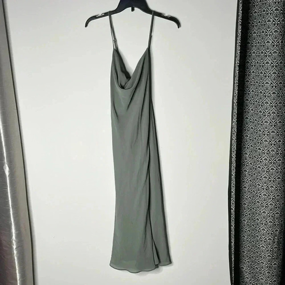 Show Me Your MuMu Verona Deep Sage Cowl Neck Chiffon Overlay Dress Size L - Picture 3 of 10